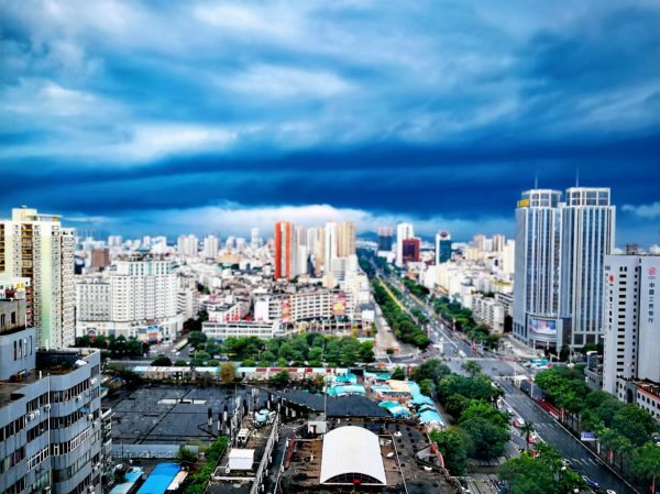 双悦网 二手房交易活跃，地产中介迎来一年最繁忙时间